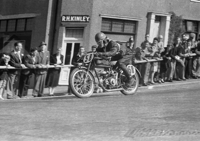 Framed Print : Paddy Johnson (SUN) 1951 Ultra Lightweight TT Framed Print : Paddy Johnson (SUN) 1951 Ultra Lightweight TT