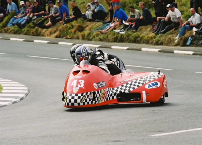Framed Print : Pascal Hachet & Rene Geffray (Windle Yamaha) 2004 Sidecar TT Framed Print : Pascal Hachet & Rene Geffray (Windle Yamaha) 2004 Sidecar TT