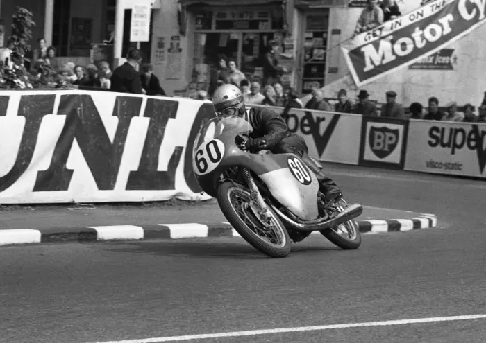 Framed Print : Pat Walsh (MV) 1966 Ultra Lightweight TT