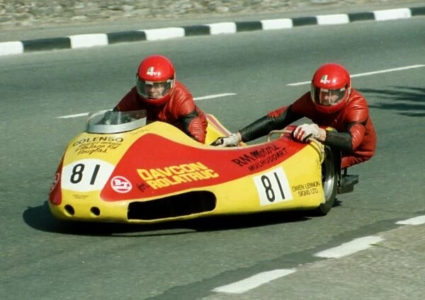 Patrick Kelly & Liam Kelly (Yamaha) 1984 Sidecar TT