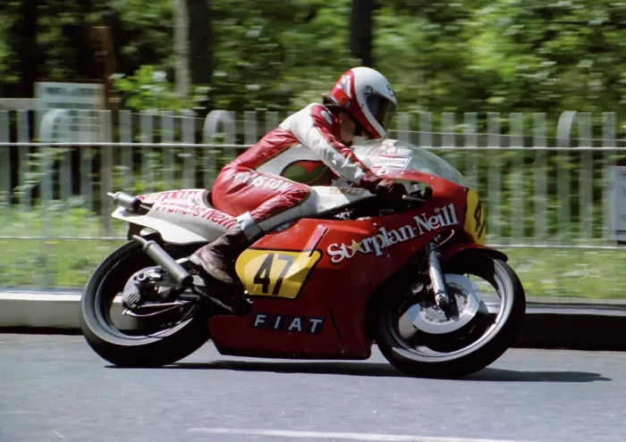 Framed Print : Paul Cranston (Starplan Yamaha) 1982 Senior TT Framed Print : Paul Cranston (Starplan Yamaha) 1982 Senior TT