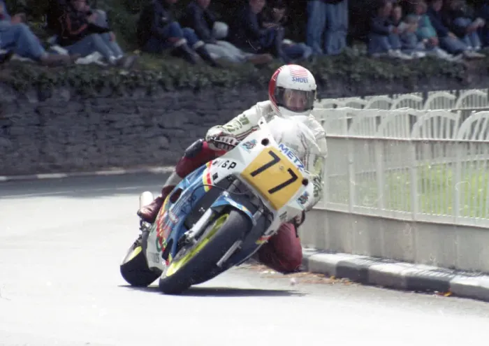 Framed Print : Paul Davies (Yamaha) 1989 Senior TT Framed Print : Paul Davies (Yamaha) 1989 Senior TT