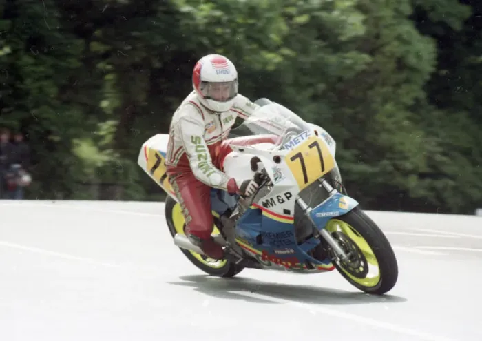 Framed Print : Paul Davies (Yamaha) 1989 Senior TT Framed Print : Paul Davies (Yamaha) 1989 Senior TT