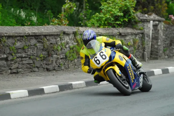 Framed Print : Paul Duckett (Honda) 2013 Superbike TT Framed Print : Paul Duckett (Honda) 2013 Superbike TT