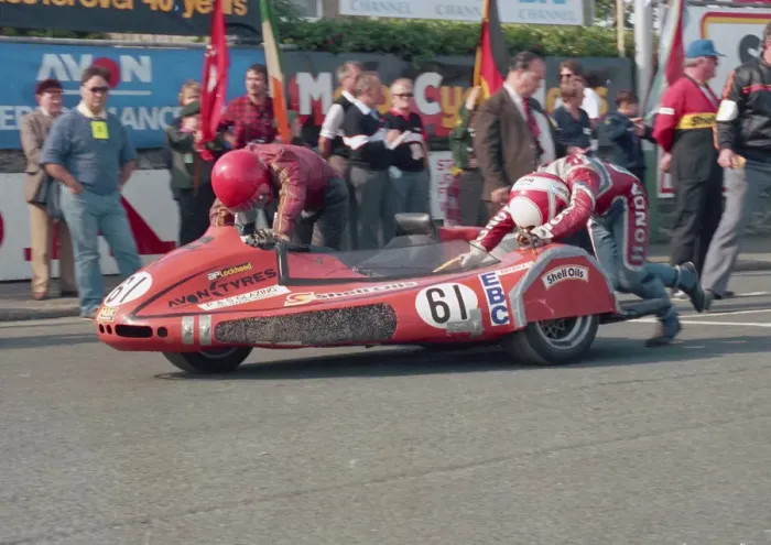 Framed Print : Paul Dutton & David Corlett (Windle) 1987 Sidecar TT Framed Print : Paul Dutton & David Corlett (Windle) 1987 Sidecar TT