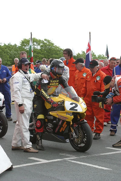 Paul Hunt (Suzuki) 2005 Senior TT