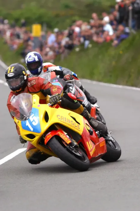 Framed Print : Paul Hunt (Suzuki) 2014 Junior 600 TT
