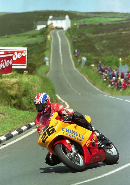 Paul Hunt (Yamaha) 2000 Senior TT