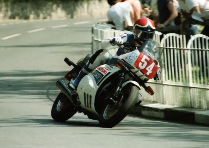 Framed Print : Paul Iddon (Suzuki) 1984 Production TT Framed Print : Paul Iddon (Suzuki) 1984 Production TT