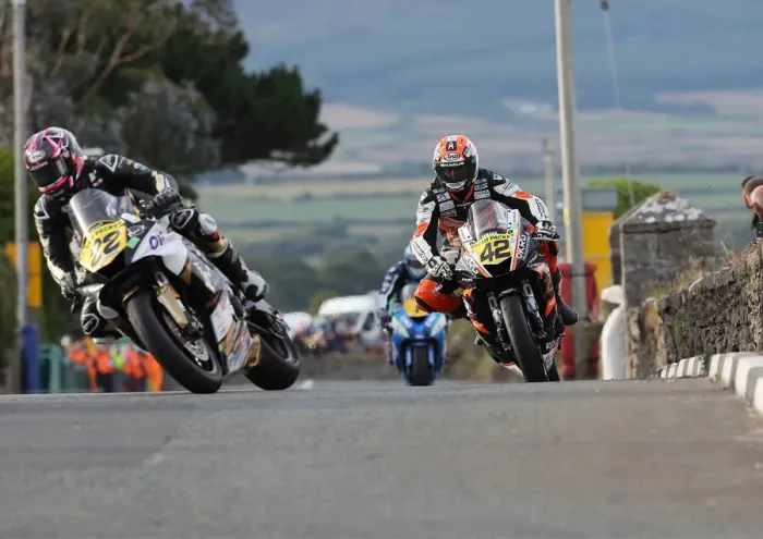 Framed Print : Paul Jordan (Yamaha) and Richard Charlton (Yamaha) 2022 Southern 100 Framed Print : Paul Jordan (Yamaha) and Richard Charlton (Yamaha) 2022 Southern 100