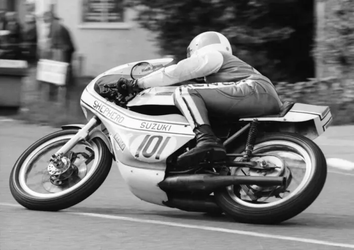 Framed Print : Paul Martin (Shepherd) 1977 Senior Manx Grand Prix Framed Print : Paul Martin (Shepherd) 1977 Senior Manx Grand Prix