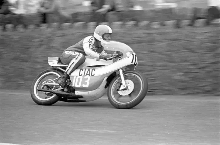Framed Print : Paul Martin (Shepherd) 1977 Southern 100 Framed Print : Paul Martin (Shepherd) 1977 Southern 100