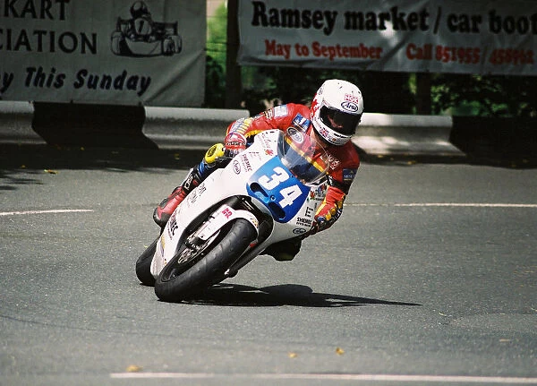 Paul Owen (Honda) 2004 Junior TT