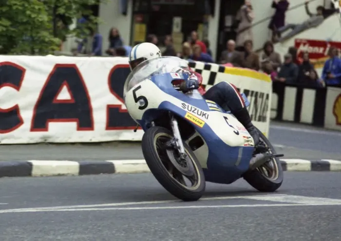Framed Print : Paul Smart (Suzuki) 1974 F750 TT Framed Print : Paul Smart (Suzuki) 1974 F750 TT