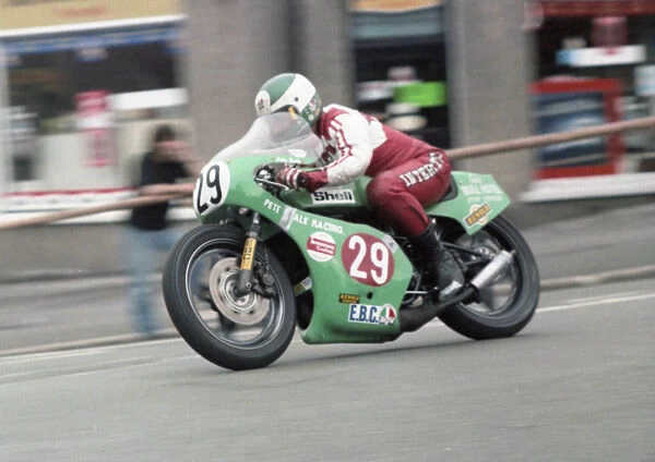Pete Beale (Yamaha) 1981 Newcomers Manx Grand Prix