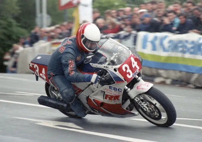 Framed Print : Pete Beale (Yamaha) 1989 Production 750 TT Framed Print : Pete Beale (Yamaha) 1989 Production 750 TT