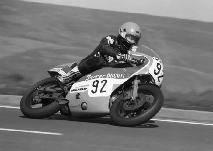 Framed Print : Pete Boast (Farrer Ducati) 1985 Formula One TT Framed Print : Pete Boast (Farrer Ducati) 1985 Formula One TT