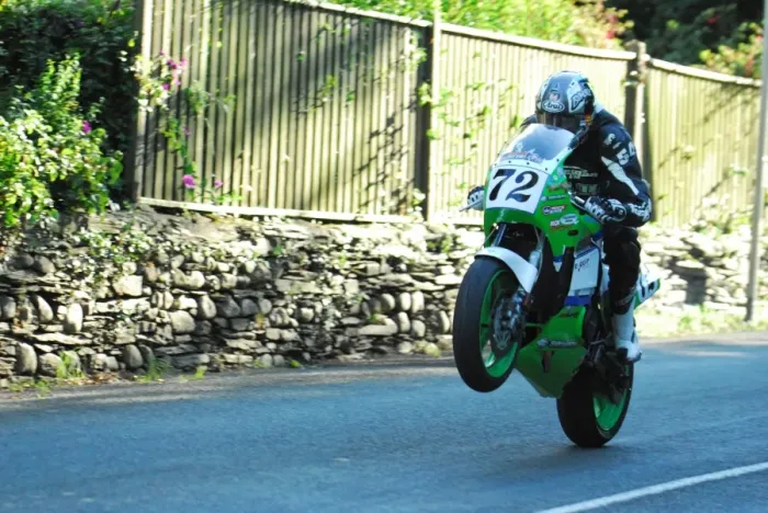 Framed Print : Pete Boast (Kawasaki) 2015 Formula Two Classic TT Framed Print : Pete Boast (Kawasaki) 2015 Formula Two Classic TT