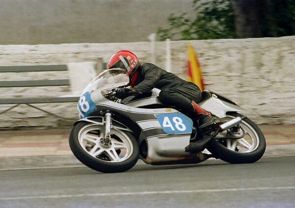 Pete Cox (Yamaha) 1987 Junior Manx Grand Prix
