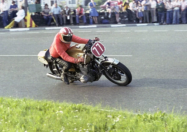 Pete Davies (Laverda) 1978 Formula One TT