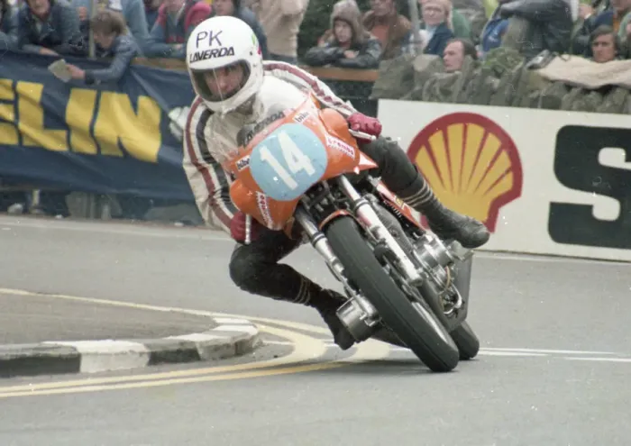 Framed Print : Pete Davies (Laverda) 1979 Formula Two TT Framed Print : Pete Davies (Laverda) 1979 Formula Two TT