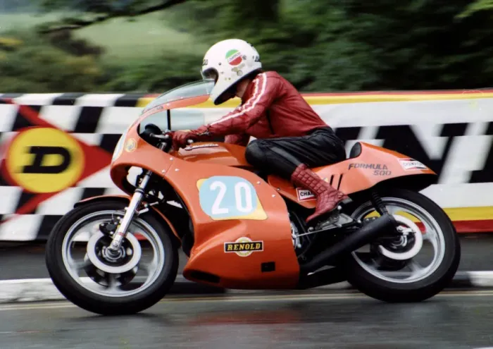 Framed Print : Pete Davies (Laverda) 1980 Formula Two TT Framed Print : Pete Davies (Laverda) 1980 Formula Two TT