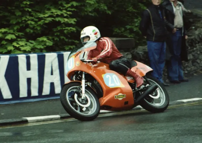 Framed Print : Pete Davies (Laverda) 1980 Formula Two TT Framed Print : Pete Davies (Laverda) 1980 Formula Two TT
