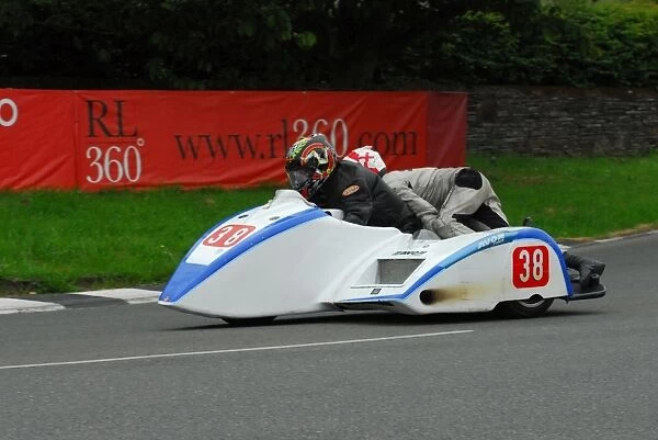 Pete Nuttall & Neil Wheatley (Ireson Suzuki) 2016 Sidecar A TT
