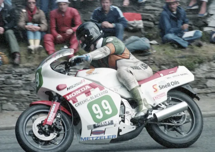 Framed Print : Peter Bateson (Honda) 1985 Production TT Framed Print : Peter Bateson (Honda) 1985 Production TT