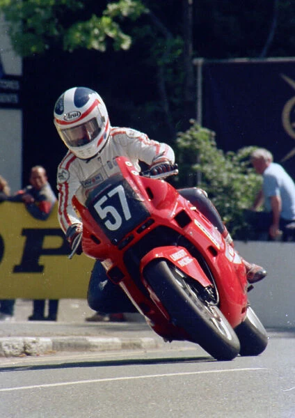 Peter Bateson (Honda) 1987 Formula Two TT