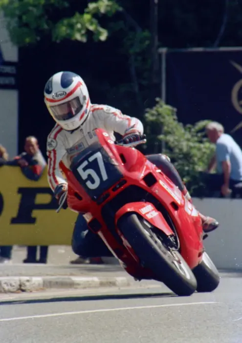 Framed Print : Peter Bateson (Honda) 1987 Formula Two TT Framed Print : Peter Bateson (Honda) 1987 Formula Two TT