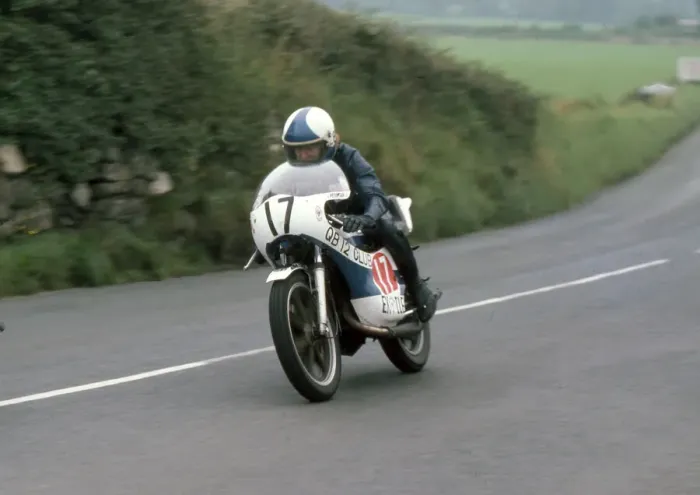 Framed Print : Peter Cain (Yamaha) 1978 Newcomers Manx Grand Prix