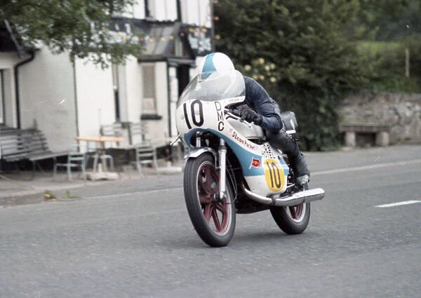 Peter Cain (Yamaha) 1980 Senior Manx Grand Prix