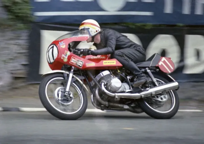 Framed Print : Peter Courtney (Kawasaki) 1973 Production TT Framed Print : Peter Courtney (Kawasaki) 1973 Production TT