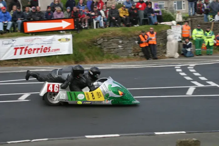 Framed Print : Peter Farrelly & Aaron Galligan (Yamaha) 2005 Sidecar TT Framed Print : Peter Farrelly & Aaron Galligan (Yamaha) 2005 Sidecar TT