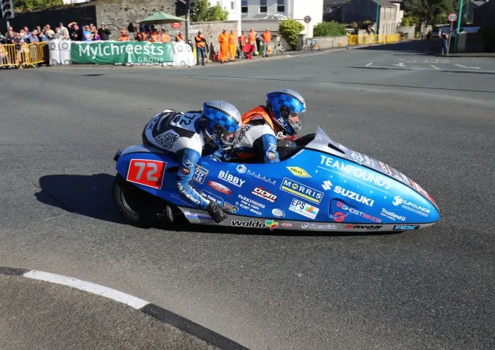 Framed Print : Peter Founds & Jevan Walmsley (DDM Suzuki) 2018 Southern 100 Framed Print : Peter Founds & Jevan Walmsley (DDM Suzuki) 2018 Southern 100