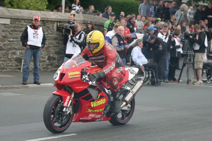 Framed Print : Peter Furey (Honda) 2010 TT Parade Lap Framed Print : Peter Furey (Honda) 2010 TT Parade Lap
