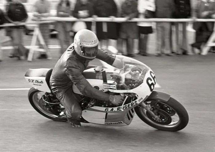 Framed Print : Peter Grove (Yamaha) 1975 Classic TT Framed Print : Peter Grove (Yamaha) 1975 Classic TT