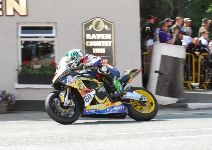 Framed Print : Peter Hickman (BMW) 2014 Superbike TT