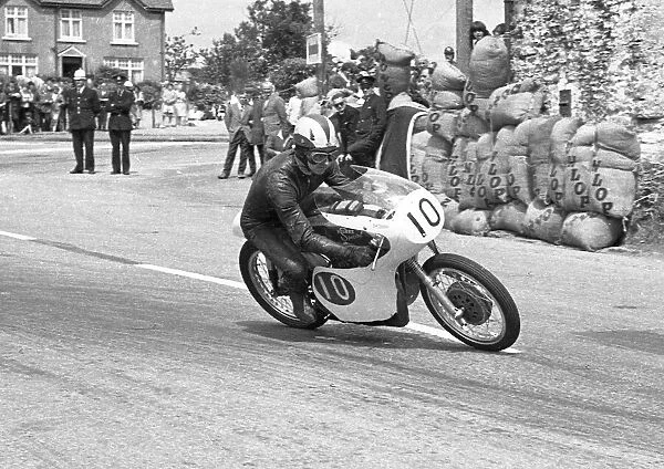 Peter Inchley (Villiers) 1966 Southern 100