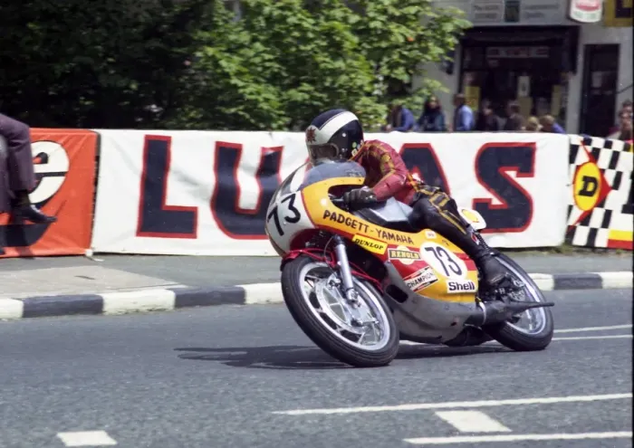 Framed Print : Peter McKinley (Padgett Yamaha) 1974 Classic TT Framed Print : Peter McKinley (Padgett Yamaha) 1974 Classic TT