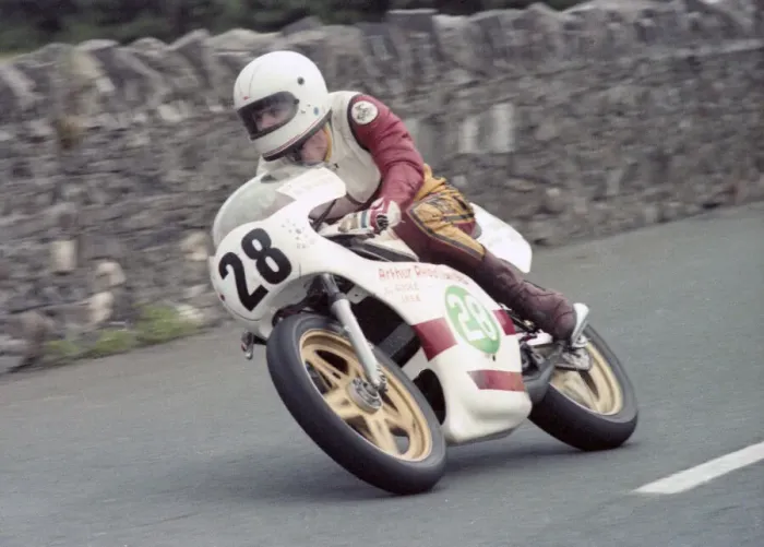Framed Print : Peter Shillings (Yamaha) 1981 Southern 100