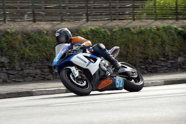 Peter Simpson (Suzuki) 2009 Junior Manx Grand Prix