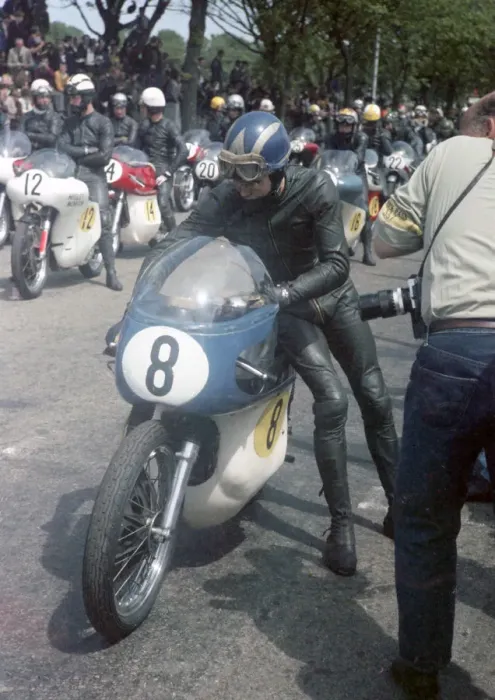 Framed Print : Peter Wiliams (Matchless) 1967 Senior TT