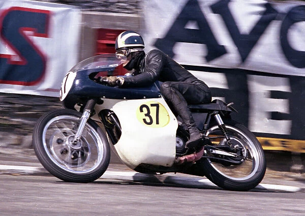 Peter Williams (Norton) 1966 Senior TT