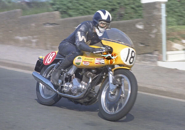 Peter Williams (Norton) 1970 Production TT