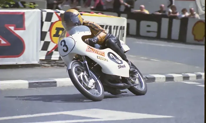 Framed Print : Phil Carpenter (Yamaha) 1973 ultra Lightweight TT Framed Print : Phil Carpenter (Yamaha) 1973 ultra Lightweight TT