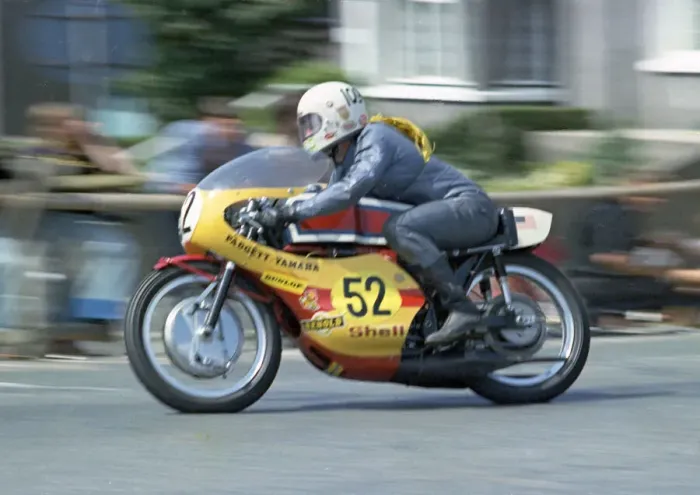 Framed Print : Phil Gurner (Padgett Yamaha) 1973 Senior TT