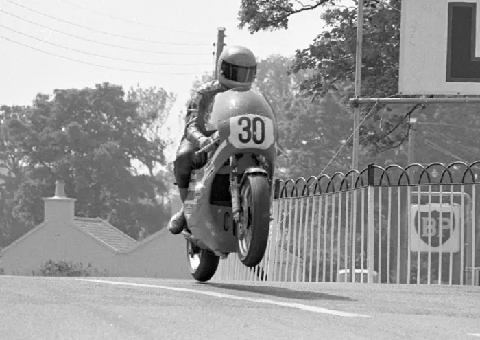 Framed Print : Phil Gurner (Yamaha) 1975 Open Classic TT Framed Print : Phil Gurner (Yamaha) 1975 Open Classic TT