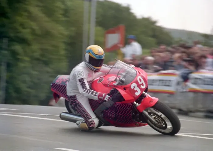 Framed Print : Phil Hogg (Yamaha) 1988 Production A TT Framed Print : Phil Hogg (Yamaha) 1988 Production A TT